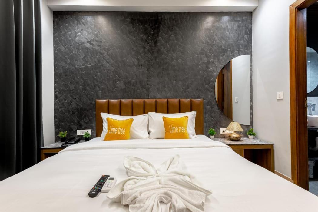Hotel Imperial Stayz Sector 51 Gurgaon Dış mekan fotoğraf